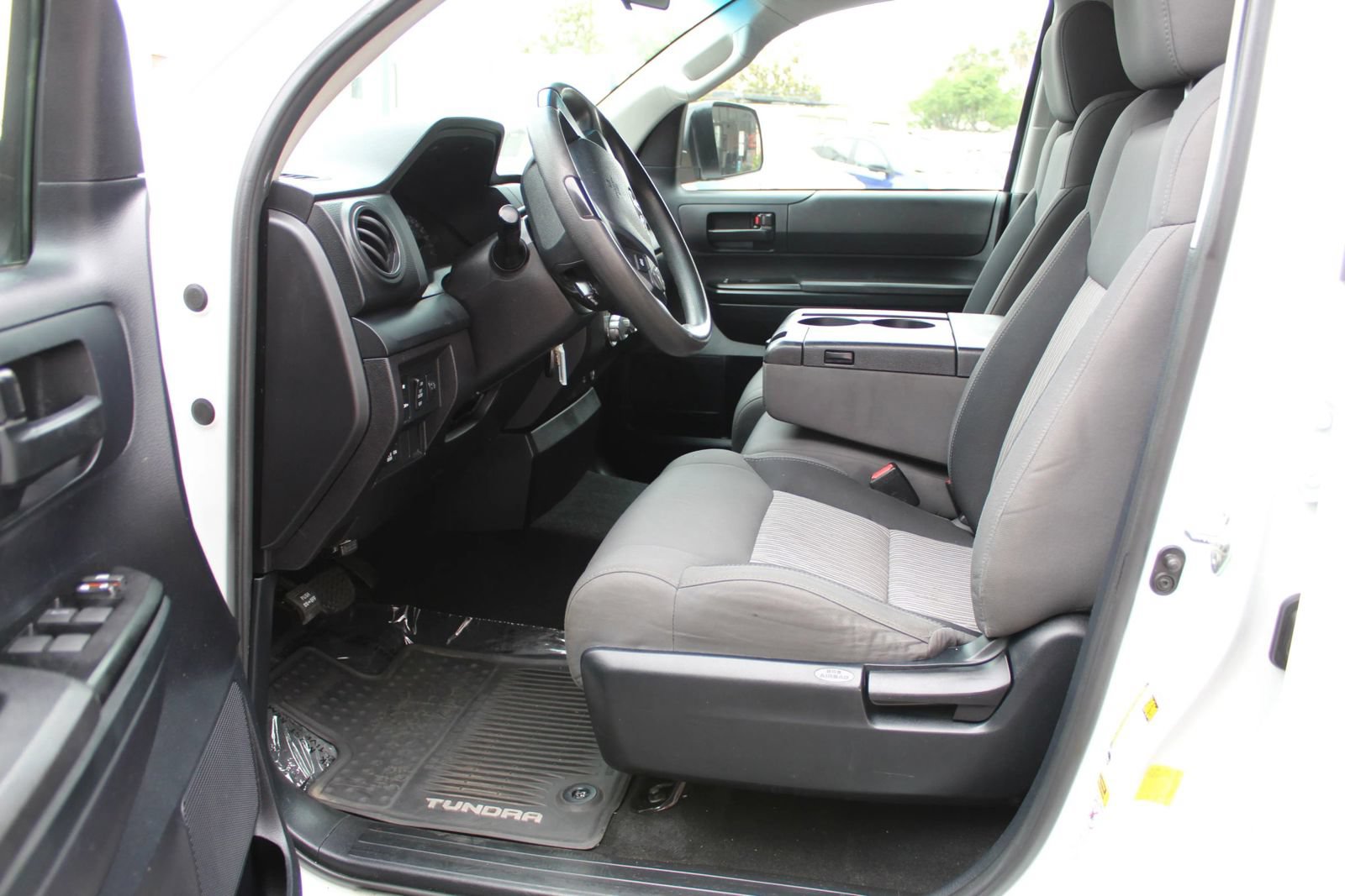 Used 2014 Toyota Tundra SR RWD image 9
