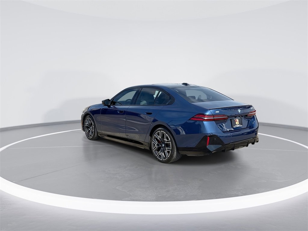 Used 2024 BMW i5 M60 w/ Premium Package image 6