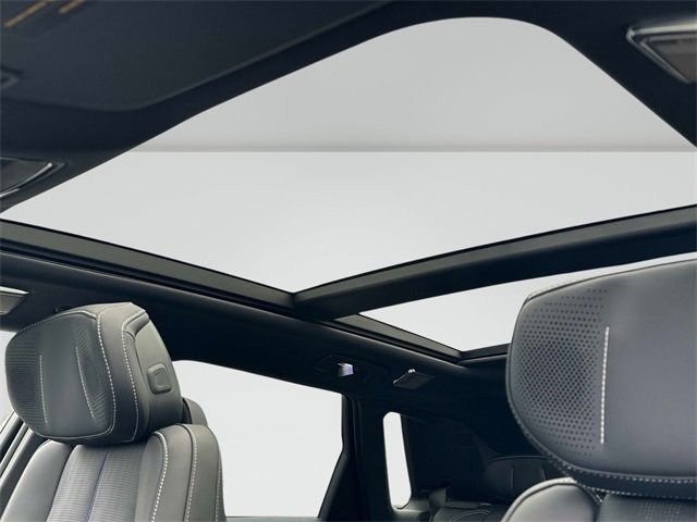 New 2026 Cadillac Lyriq Premium Sport image 9