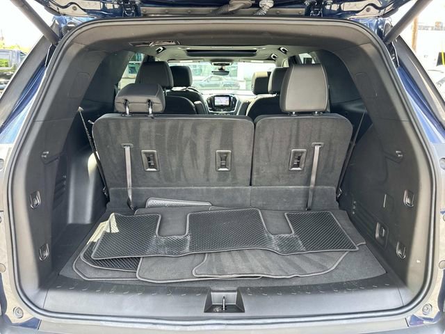 Used 2023 Chevrolet Traverse LT w/ LT Premium Package AWD/4WD image 16