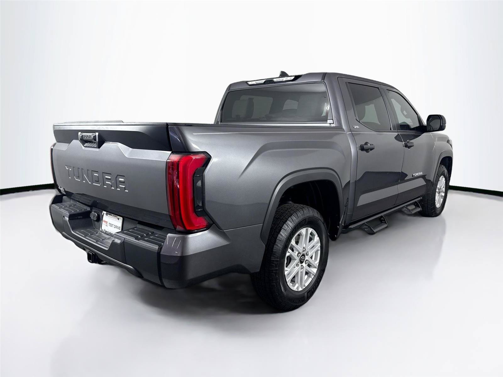 Used 2025 Toyota Tundra SR5 AWD/4WD image 2