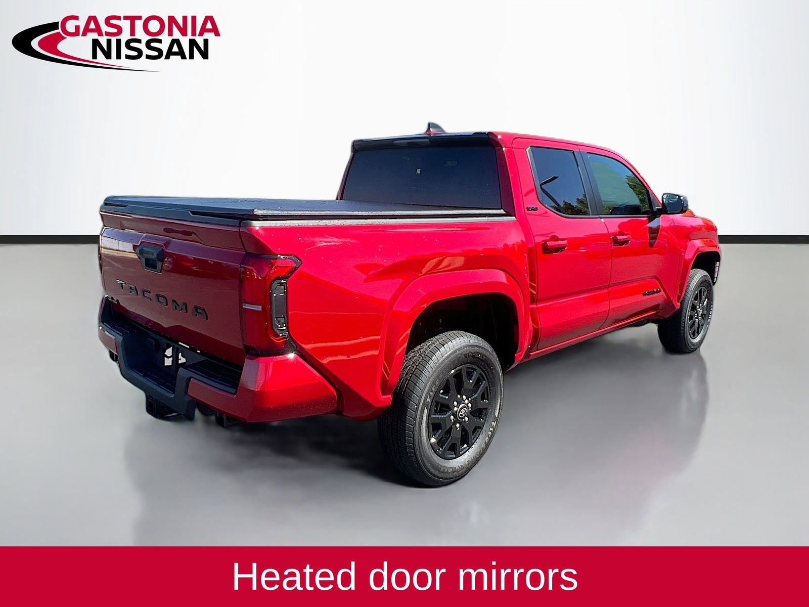 Used 2025 Toyota Tacoma SR5 image 9