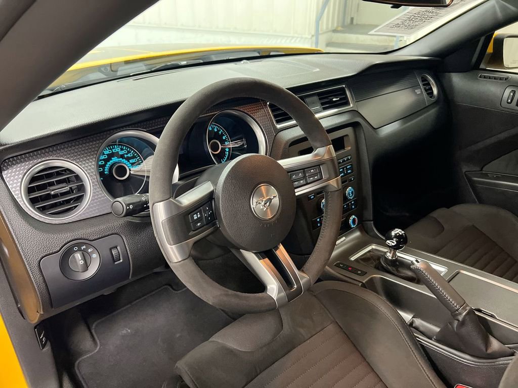 Used 2013 Ford Mustang Boss 302 w/ Boss 302 Accessory Pkg RWD image 10