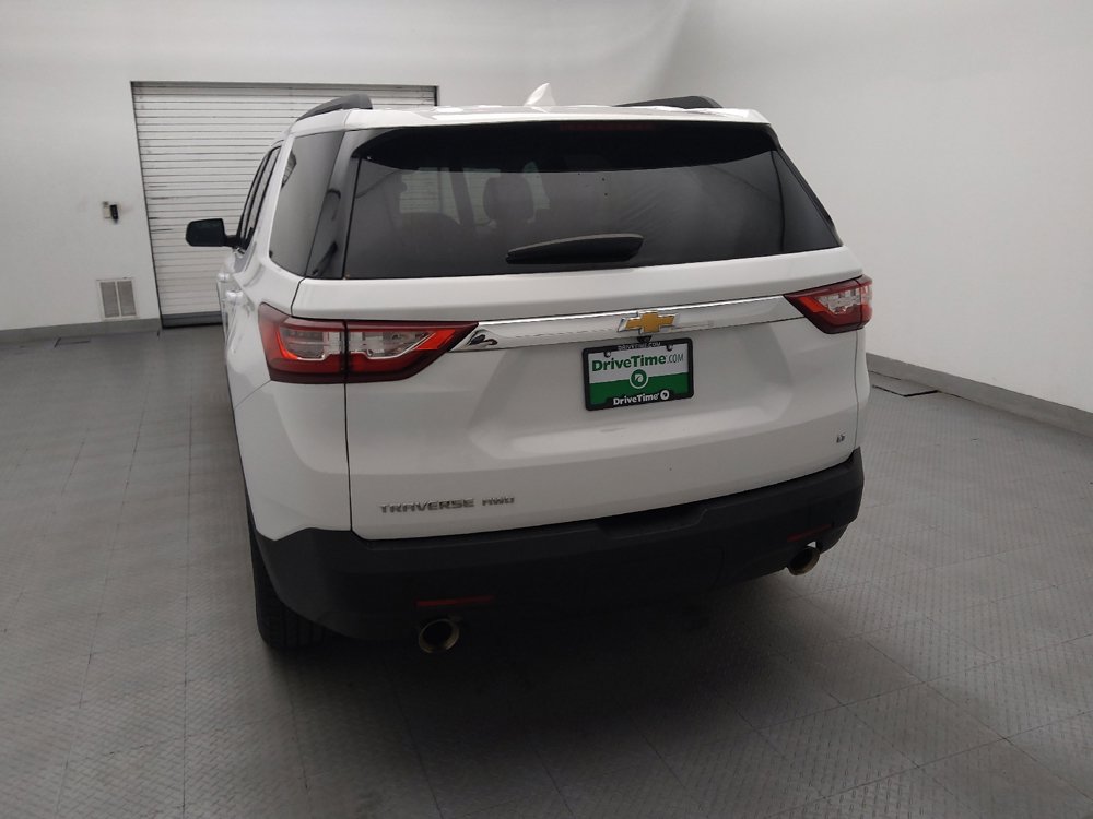Used 2021 Chevrolet Traverse LT AWD/4WD image 6