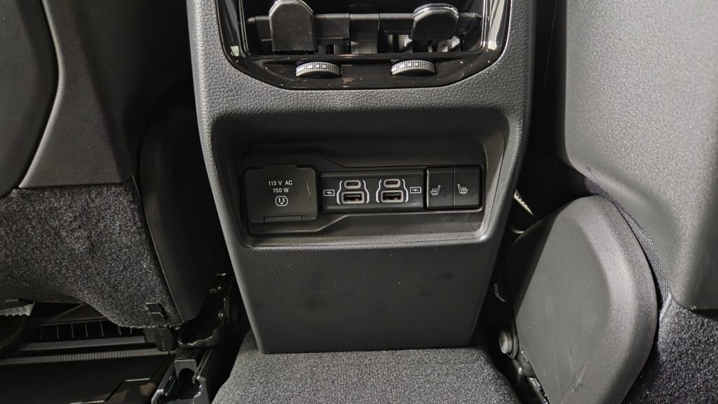 New 2025 Jeep Grand Cherokee Limited w/ Trailer Tow Package image 33