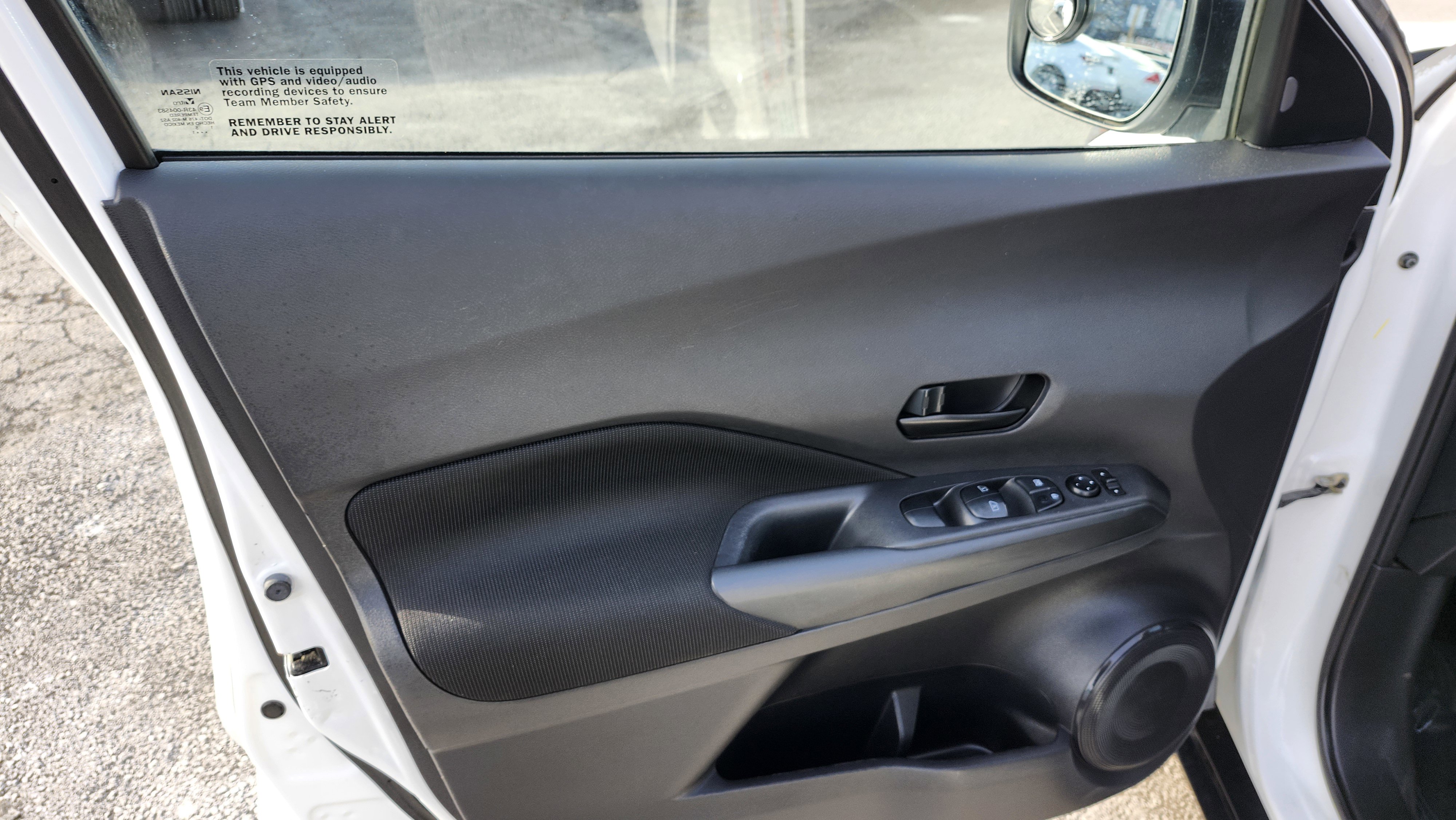 Used 2021 Nissan Kicks S image 22