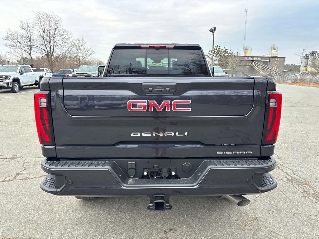 New 2026 GMC Sierra 3500 Denali w/ Denali Reserve Package image 3