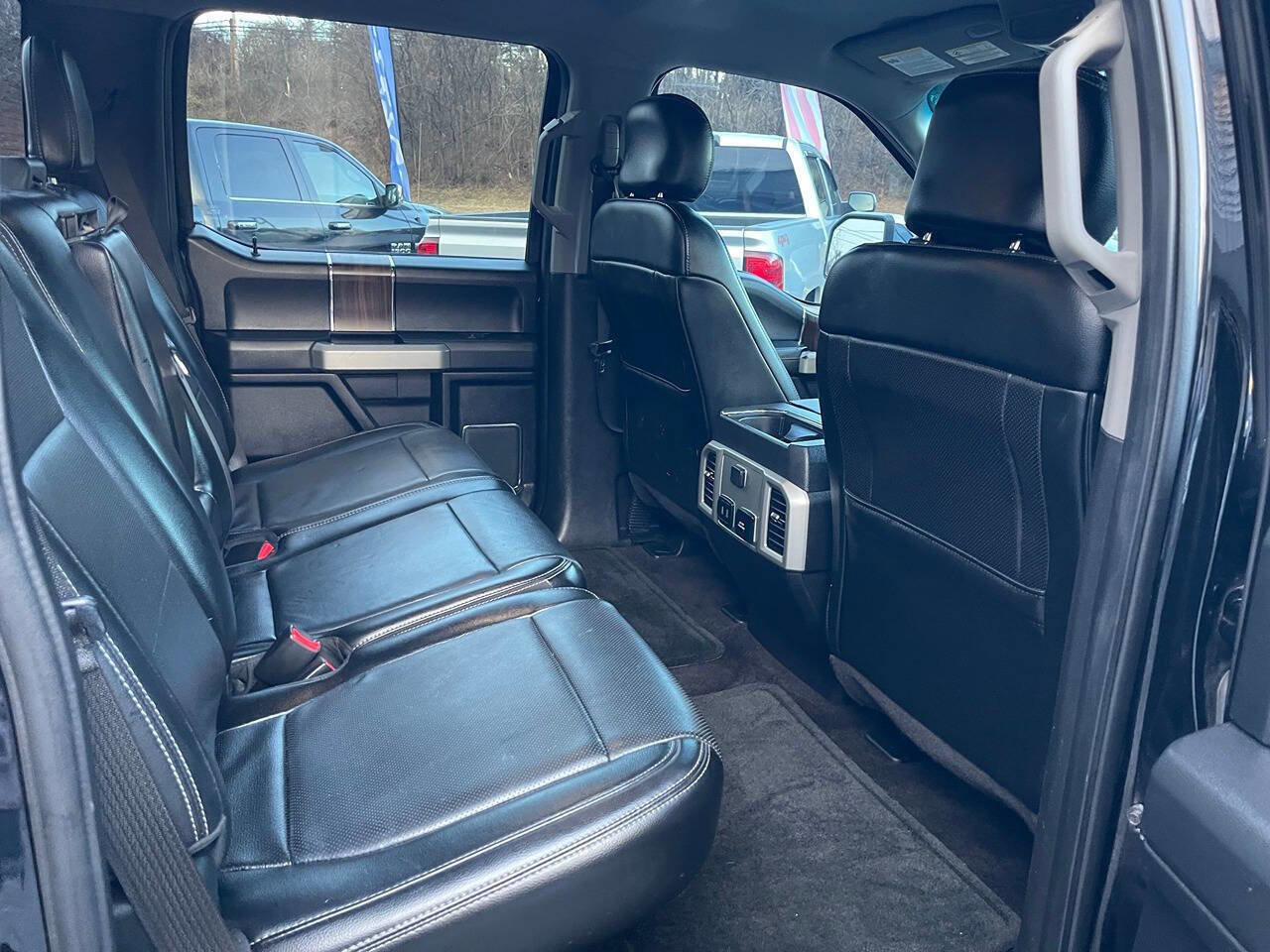 Used 2017 Ford F150 Lariat image 28