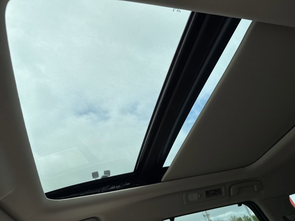 New 2026 Nissan Pathfinder Platinum image 25