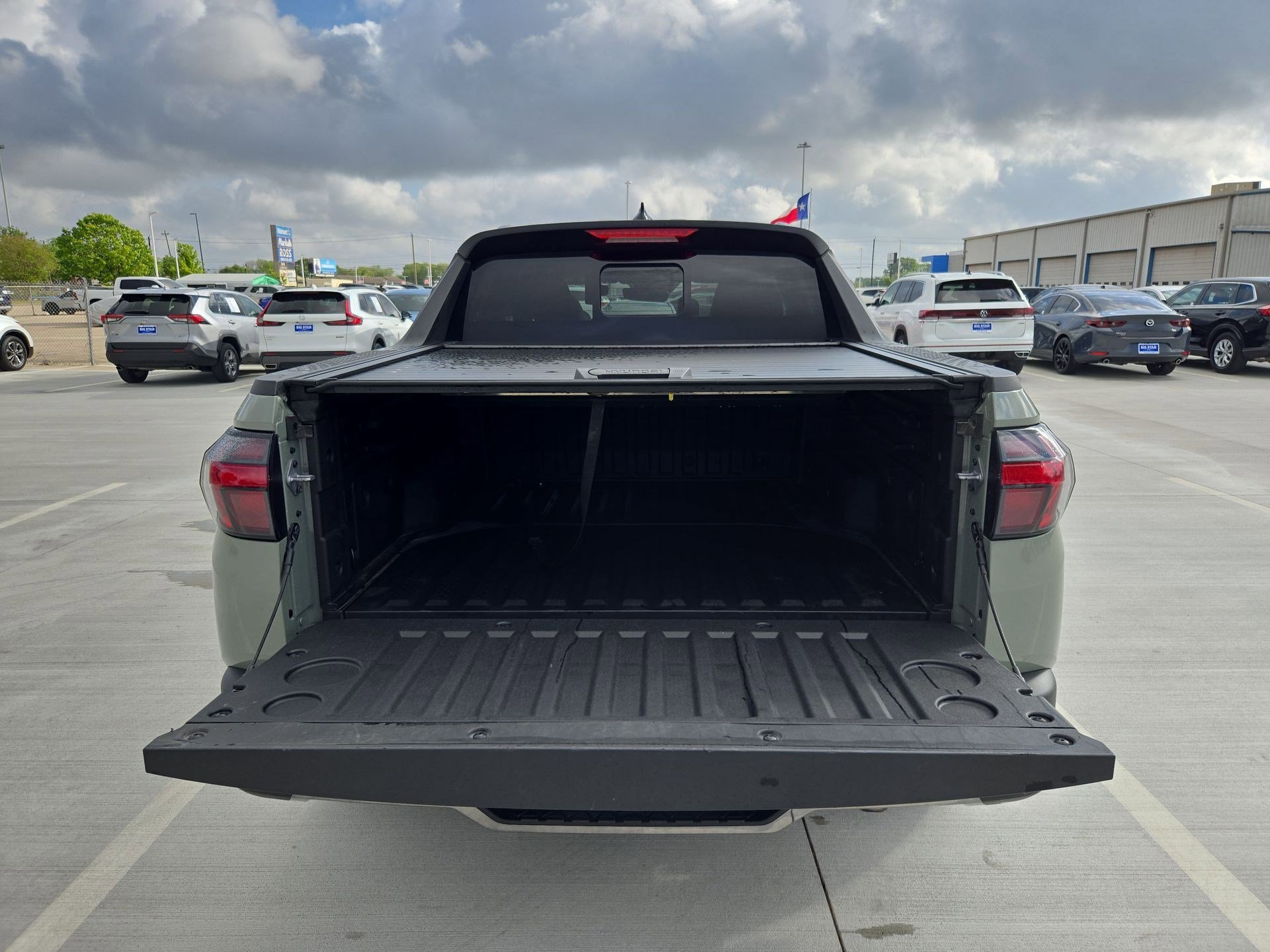 Used 2025 Hyundai Santa Cruz Limited AWD/4WD image 31