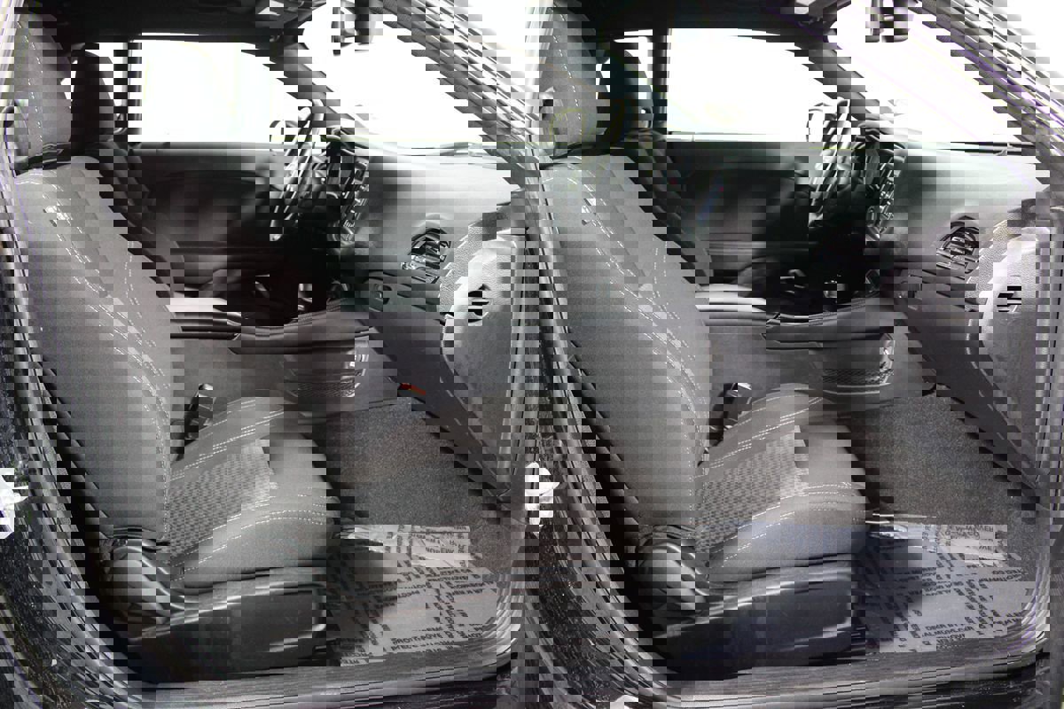 Used 2021 Dodge Challenger SXT image 9