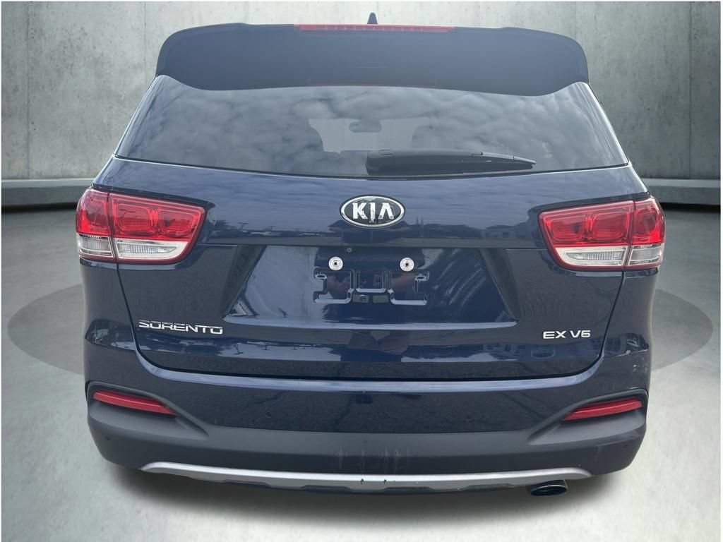 Used 2018 Kia Sorento EX FWD image 5