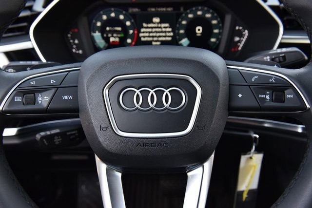 Used 2025 Audi Q3 2.0T Premium image 18