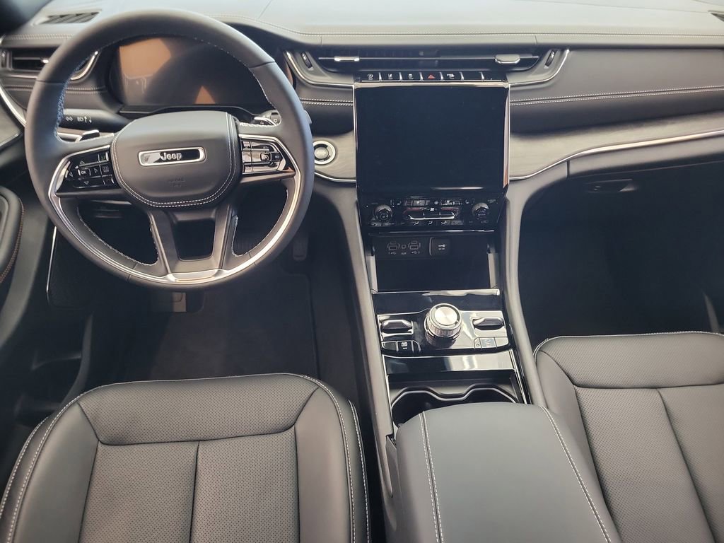 New 2025 Jeep Grand Cherokee Overland w/ Trailer Tow Package image 20