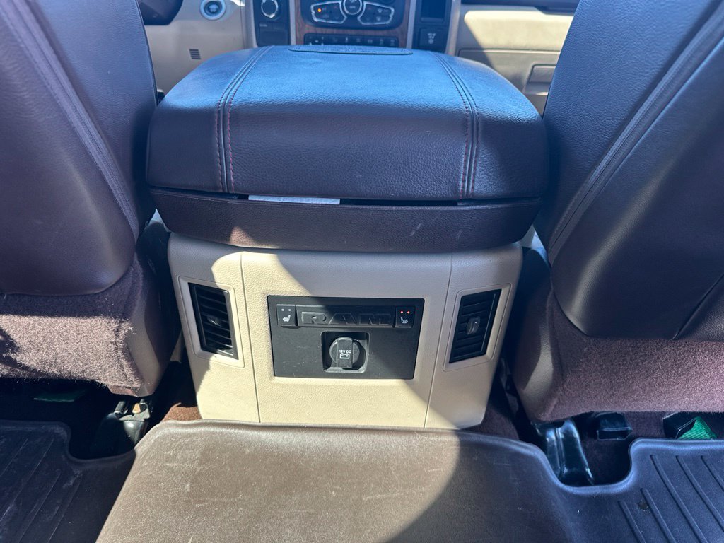 Used 2018 RAM 2500 Longhorn w/ Longhorn Southfork Package AWD/4WD image 28