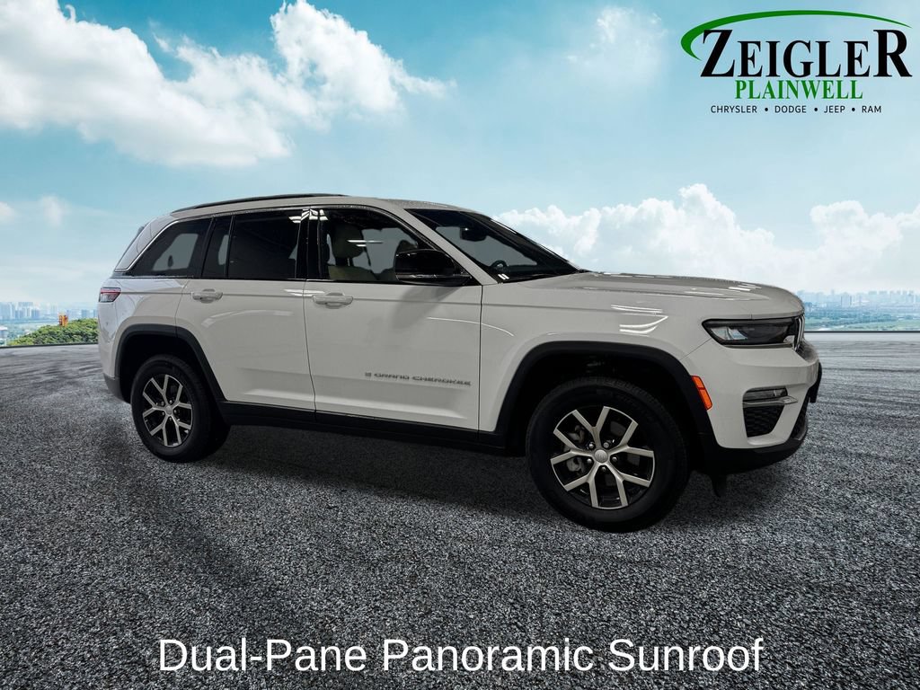 Used 2024 Jeep Grand Cherokee Limited w/ Trailer Tow Package AWD/4WD image 7