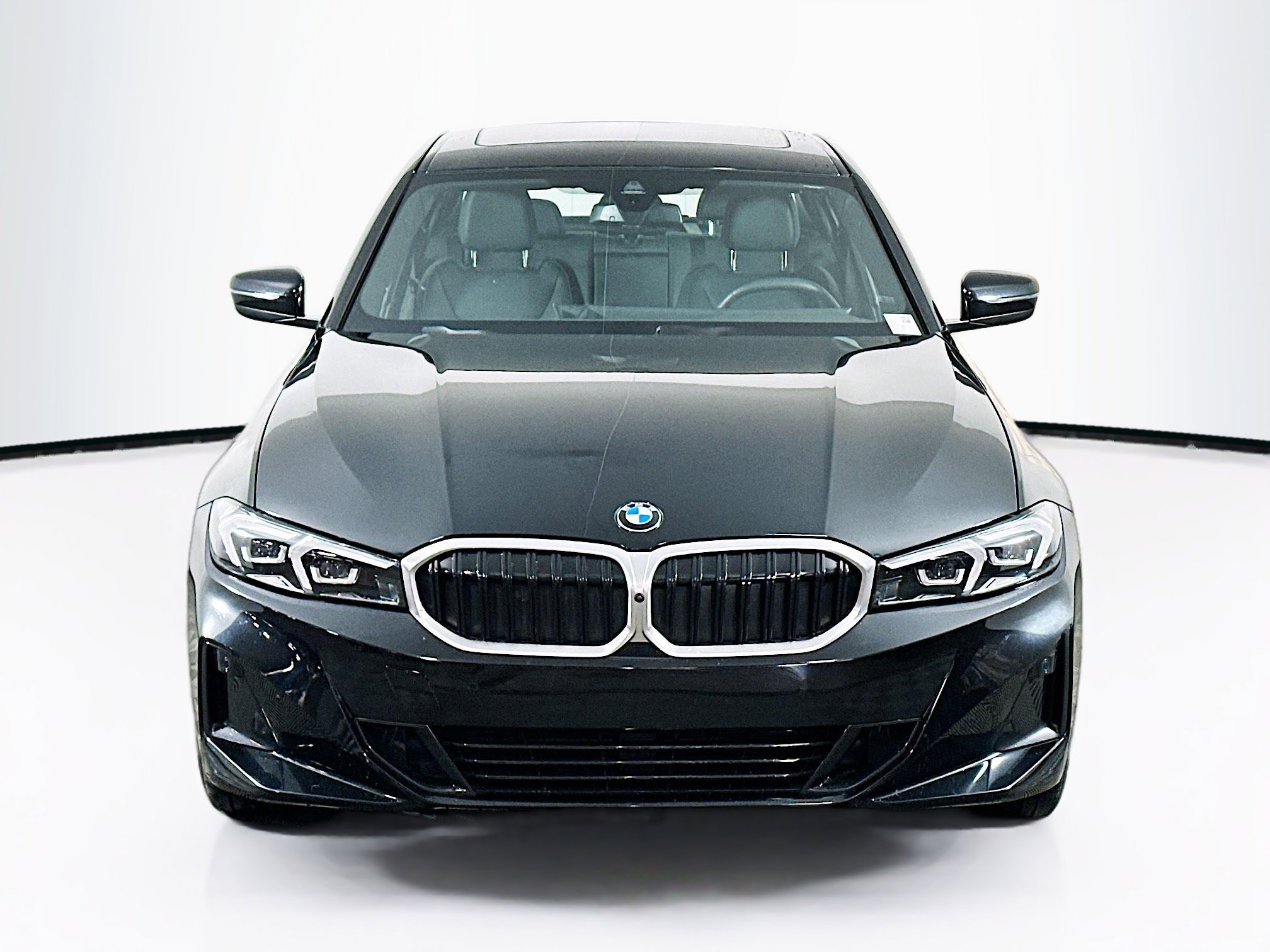 Used 2025 BMW 330i Sedan w/ Convenience Package image 2