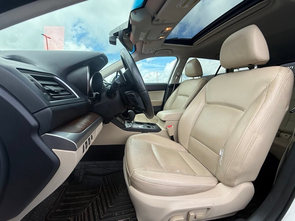 Used 2017 Subaru Outback 2.5i Limited AWD/4WD image 22