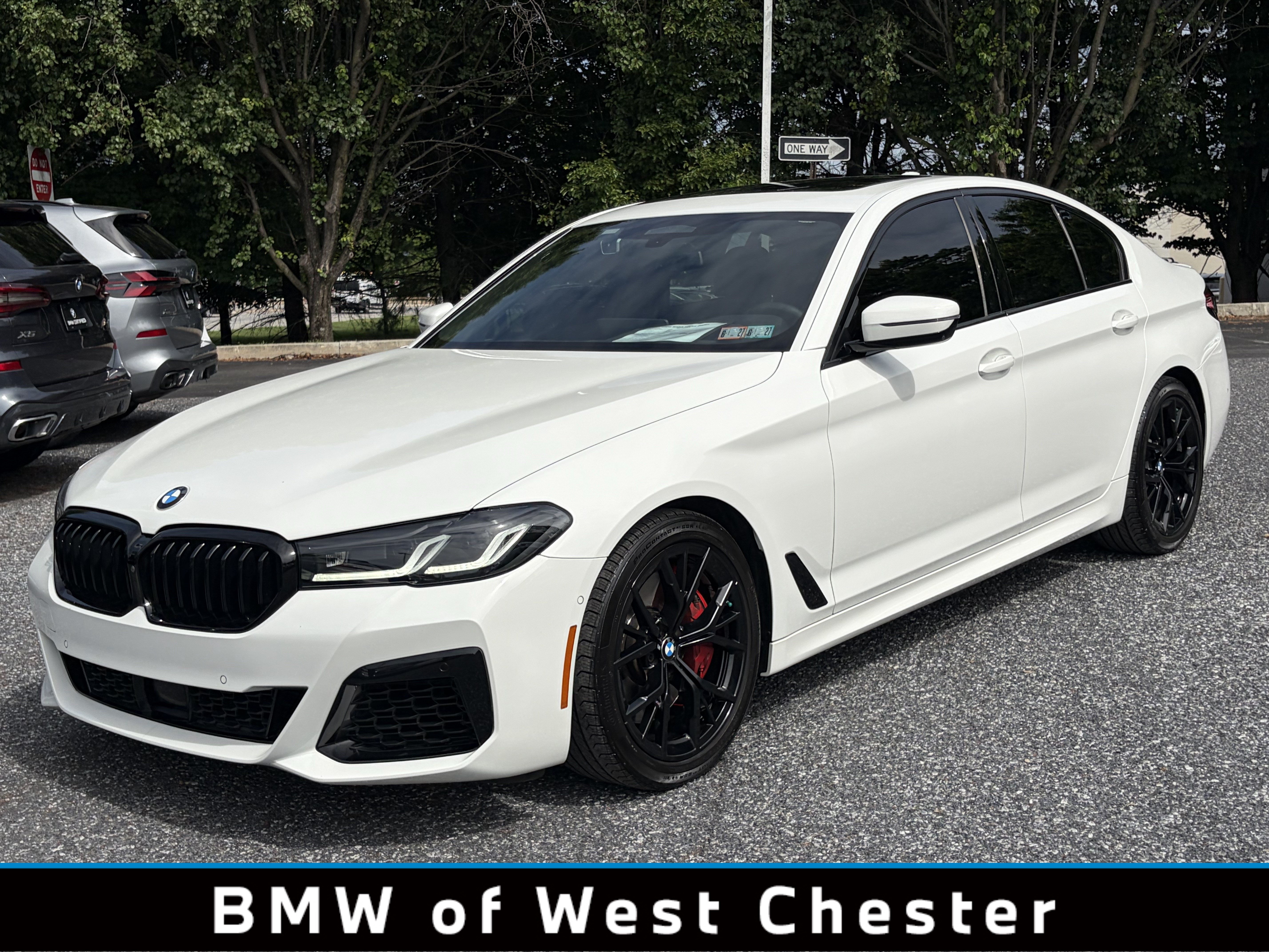Used 2021 BMW M550i xDrive AWD/4WD image 1
