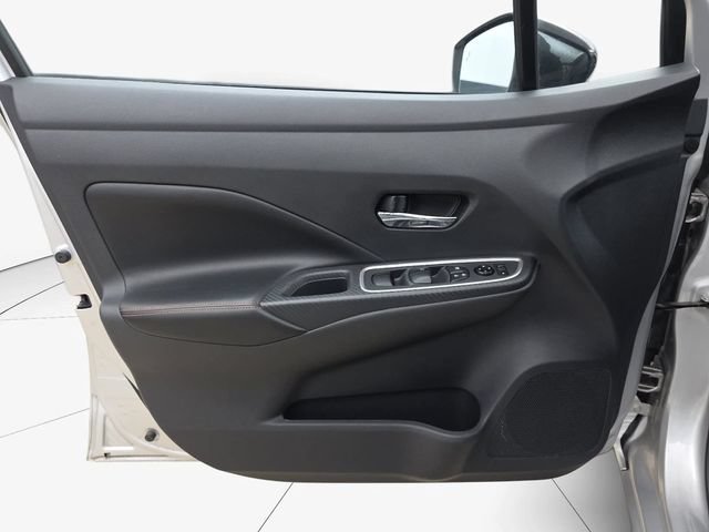 Used 2024 Nissan Versa SR FWD image 26