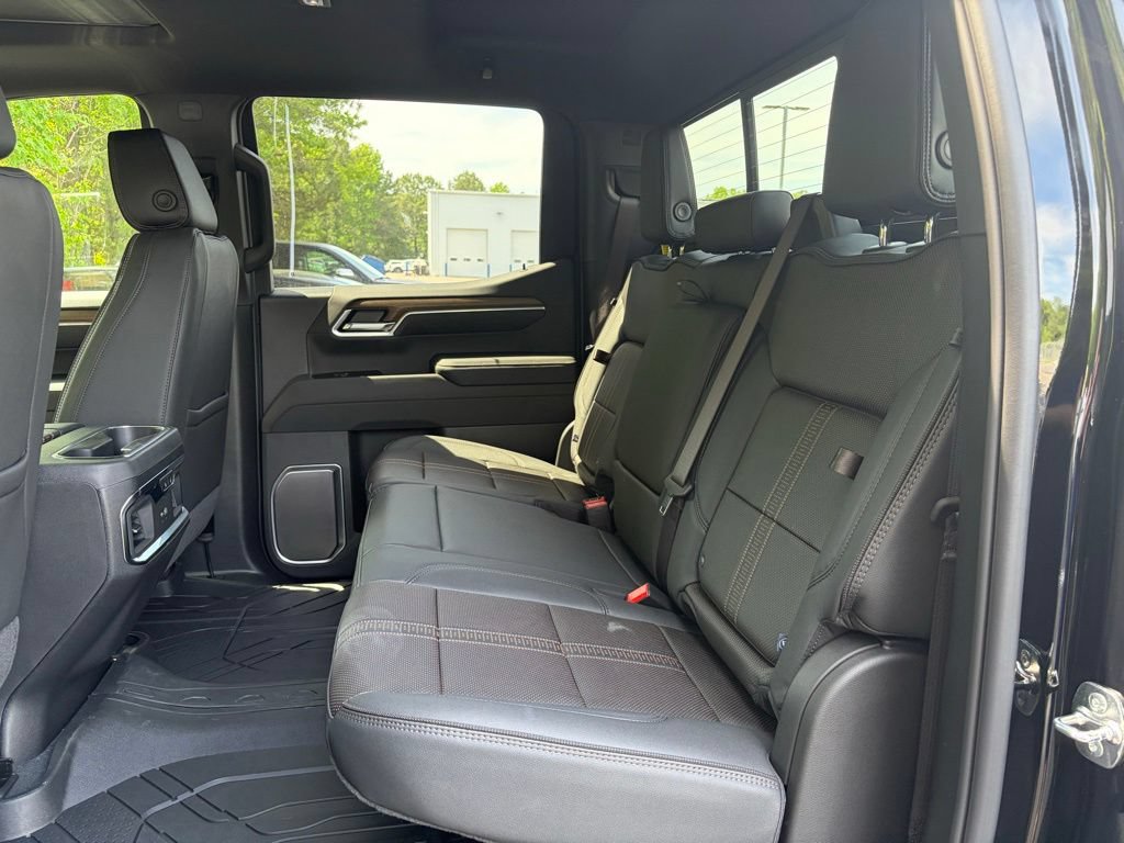 New 2026 Chevrolet Silverado 1500 High Country AWD/4WD image 16
