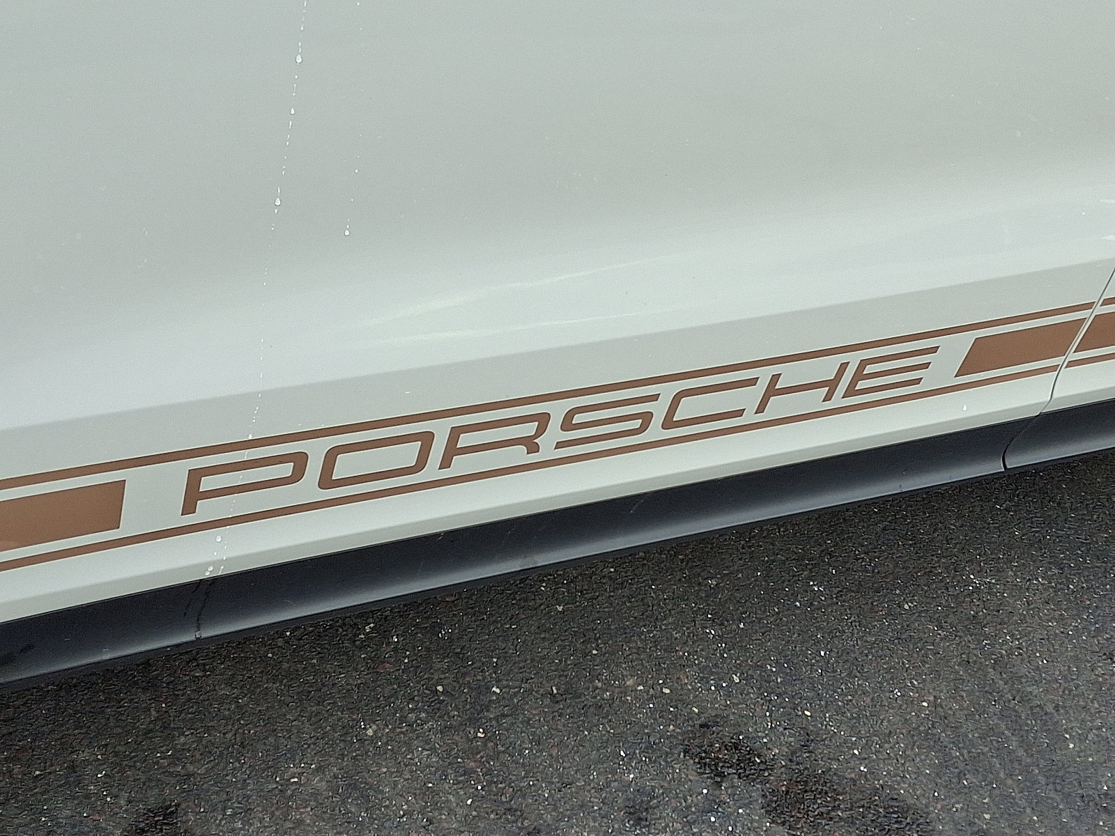 Used 2024 Porsche Cayenne S image 34