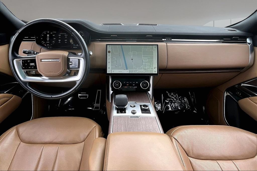 Used 2023 Land Rover Range Rover SE AWD/4WD image 7