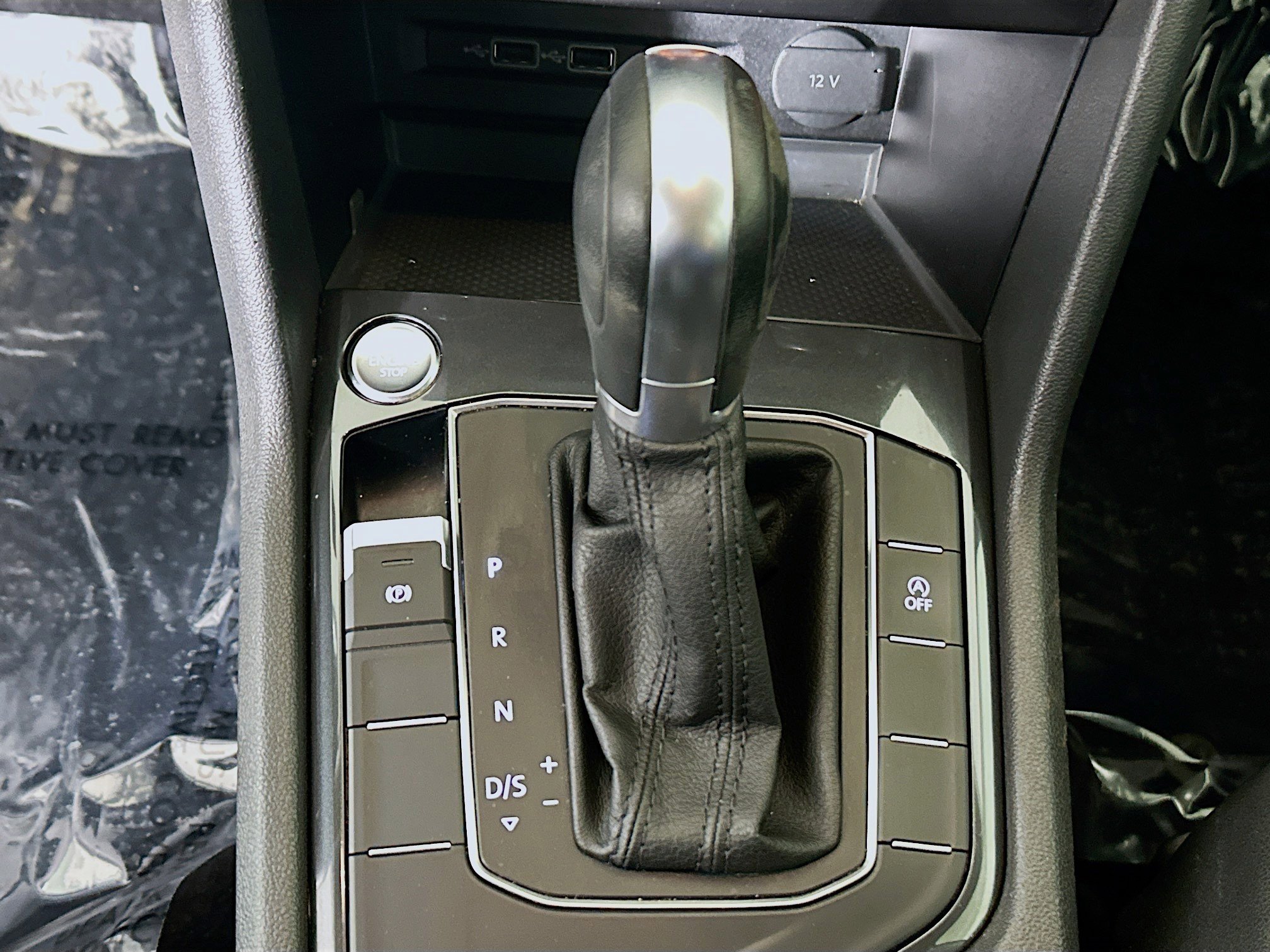 Used 2019 Volkswagen Tiguan SE FWD image 21