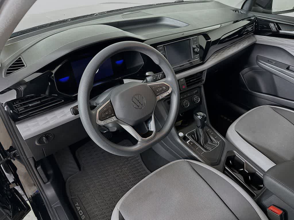 Used 2022 Volkswagen Taos S FWD image 2