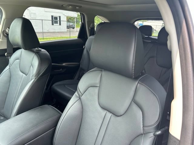 Certified 2025 Kia Sorento S w/ Panoramic Sunroof Package AWD/4WD image 8