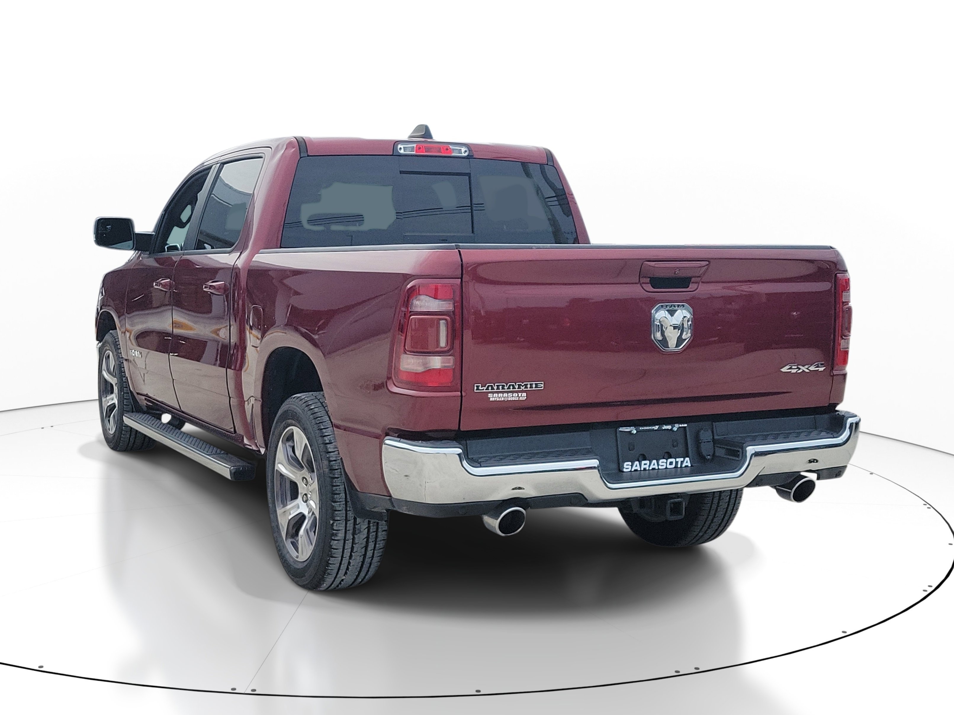 Used 2023 RAM 1500 Laramie AWD/4WD image 4