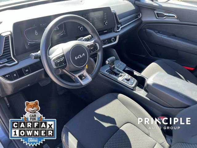 Used 2024 Kia Sportage LX AWD/4WD image 16