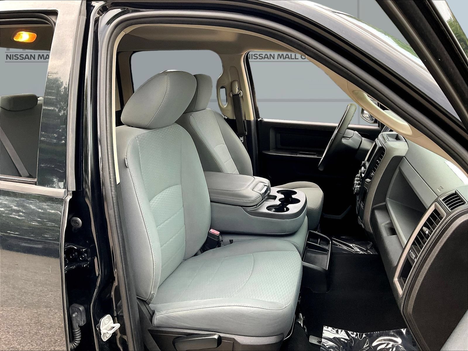 Used 2019 RAM 1500 Tradesman w/ Tradesman SXT Package RWD image 30