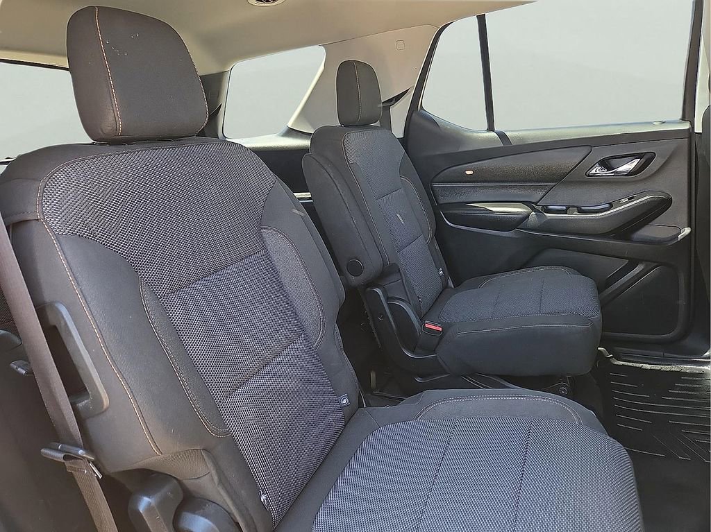 Used 2018 Chevrolet Traverse LT FWD image 10
