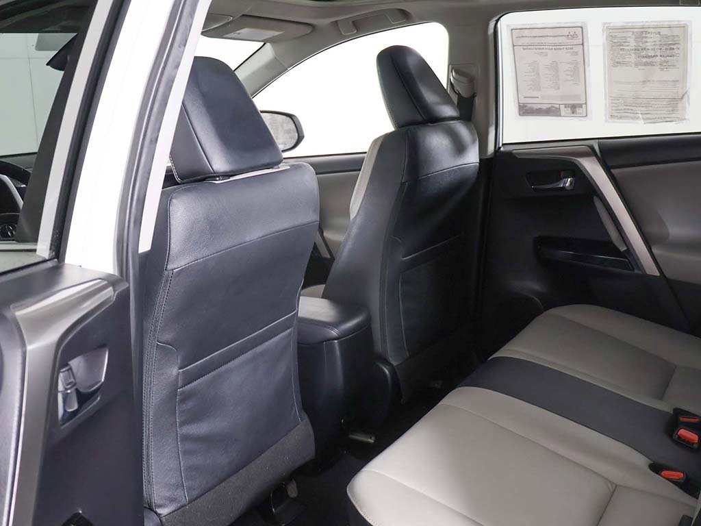 Used 2018 Toyota RAV4 Limited image 28