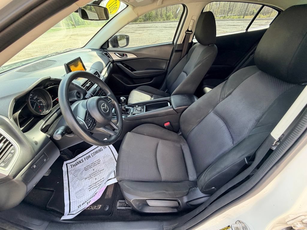 Used 2017 MAZDA MAZDA3 Sport FWD image 13