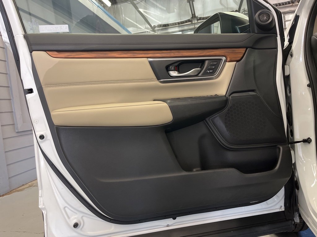 Used 2022 Honda CR-V EX-L image 9