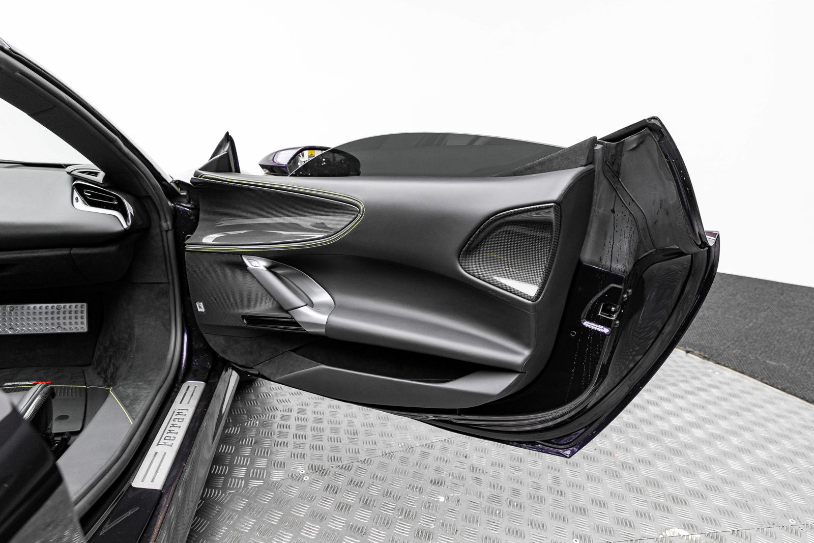 Certified 2024 Ferrari SF90 Spider image 38