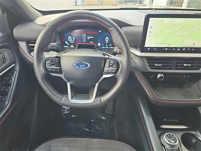Used 2025 Ford Explorer ST-Line image 12