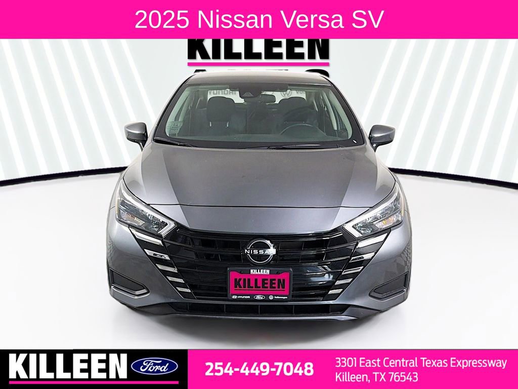 Used 2025 Nissan Versa SV FWD image 2