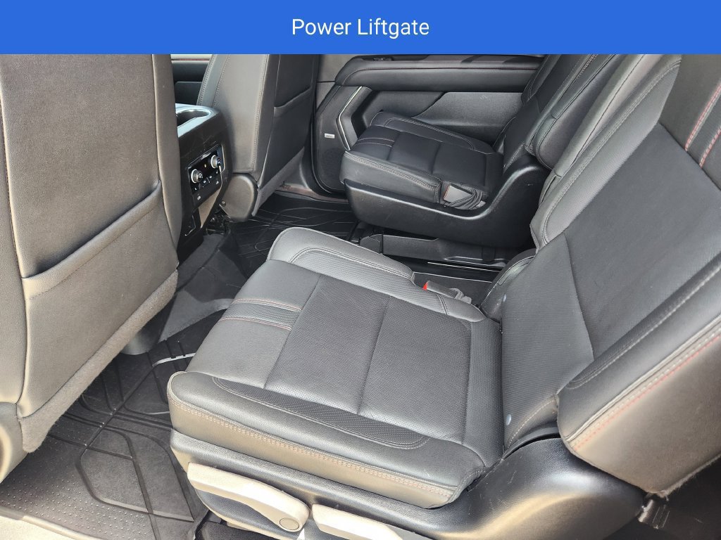 Used 2024 Chevrolet Suburban RST w/ Luxury Package AWD/4WD image 33