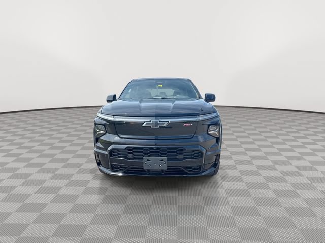 Certified 2025 Chevrolet Silverado EV RST AWD/4WD image 4