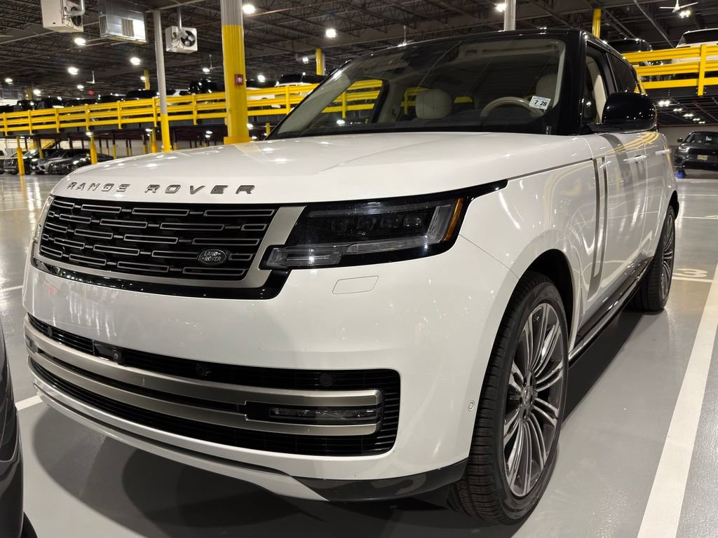 Certified 2023 Land Rover Range Rover SE AWD/4WD image 1