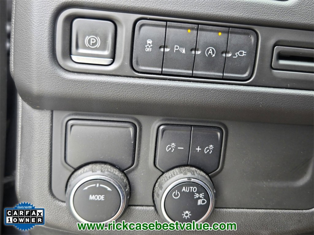 Used 2021 Chevrolet Suburban LS image 33