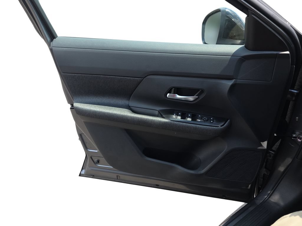 New 2026 Nissan Kicks SV w/ SV Premium Package FWD image 26