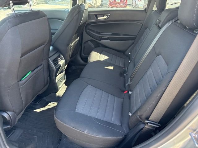 Used 2024 Ford Edge SE image 14