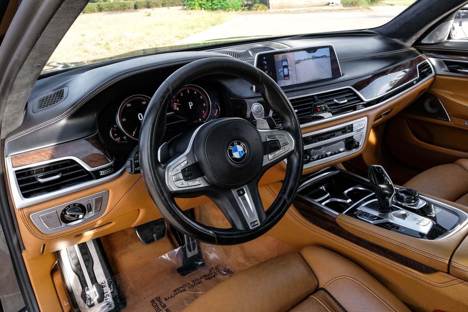 Used 2018 BMW M760i xDrive AWD/4WD image 3