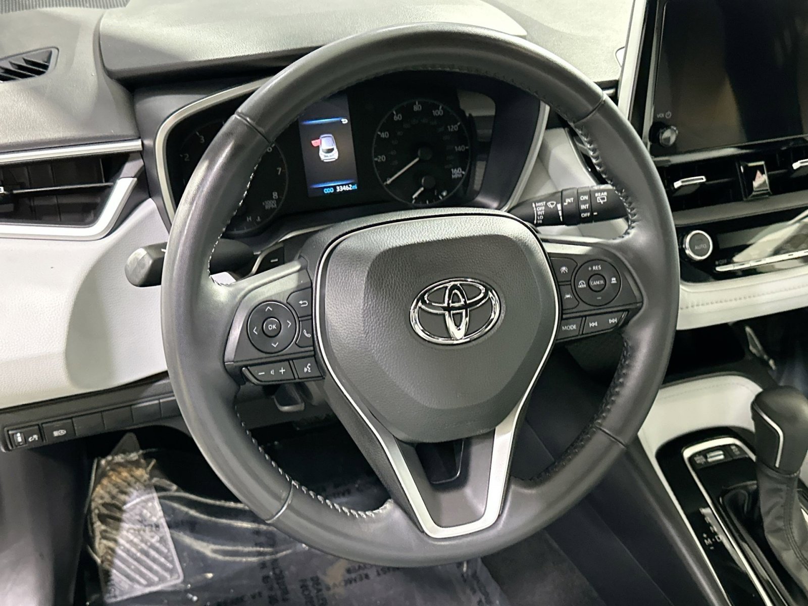 Used 2023 Toyota Corolla SE image 18