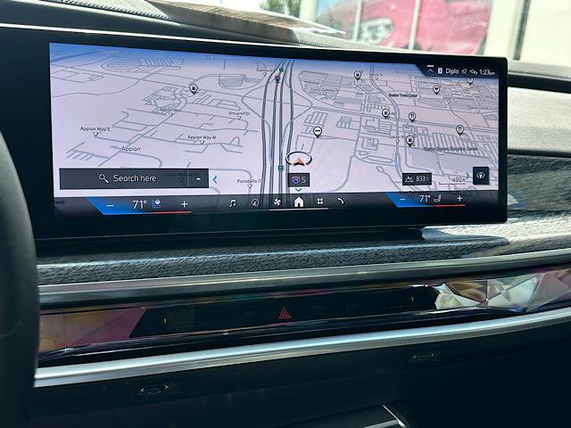 Certified 2023 BMW 760i xDrive AWD/4WD image 29