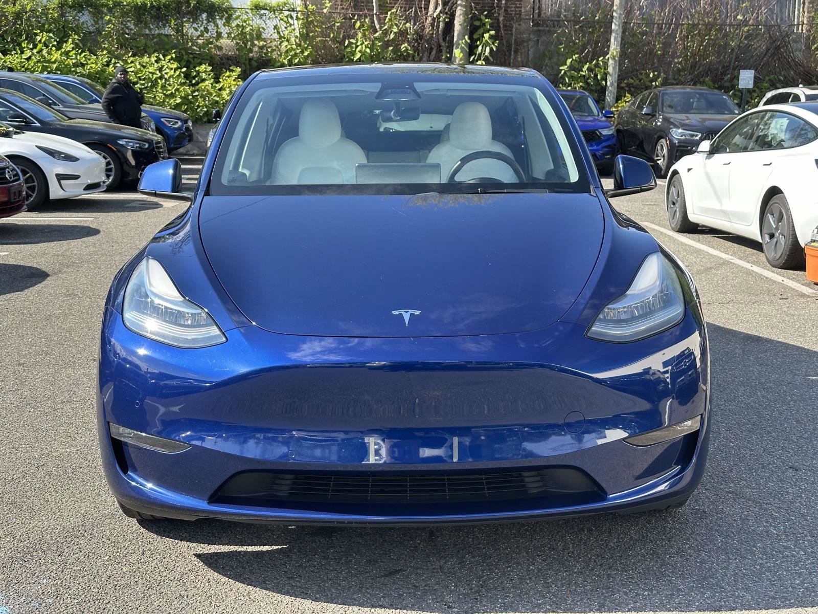 Used 2021 Tesla Model Y Long Range AWD/4WD image 8